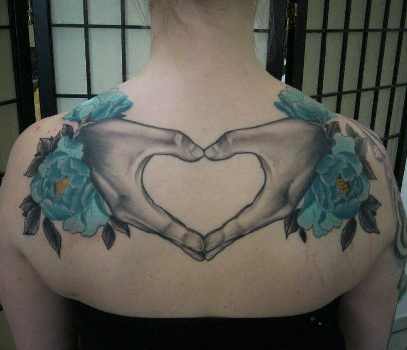Finished this lil beauty today...hands and lines are healed....flowers are fresh
